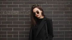 これは単なるスタイルではない：いつも黒を着る人について、心理学が語ること